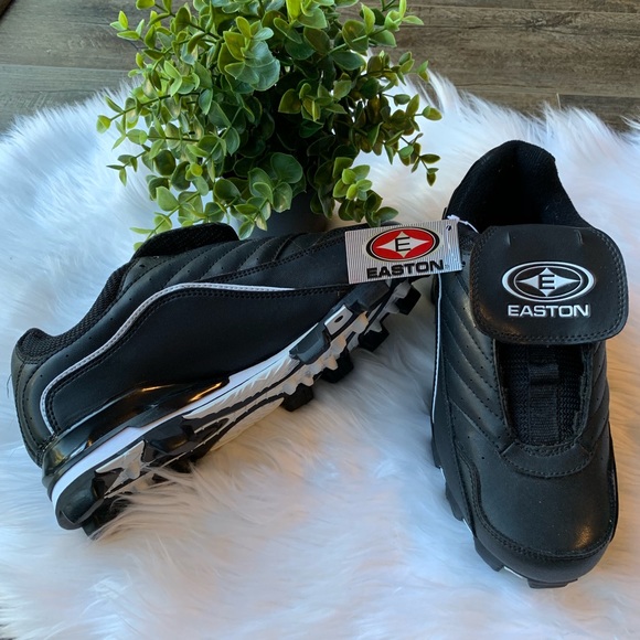 Easton Other - NWT Easton Sports cleats size 7